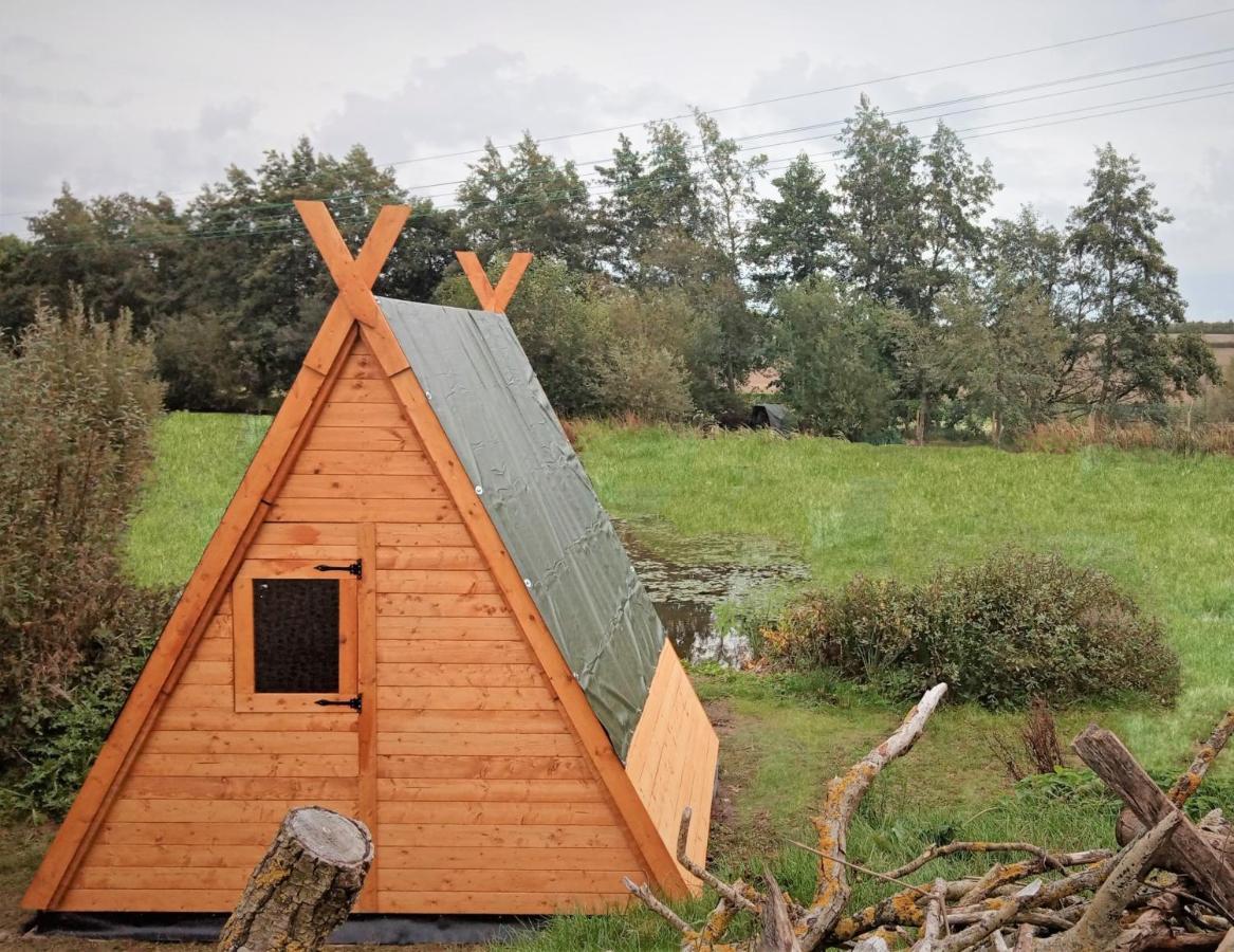 Rum Bridge "Owl Watch" Wooden Tipi Hotel Sudbury  Bagian luar foto